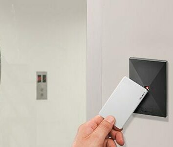 2019-04_FSSTechnologies_PillarPages_business-card-reader