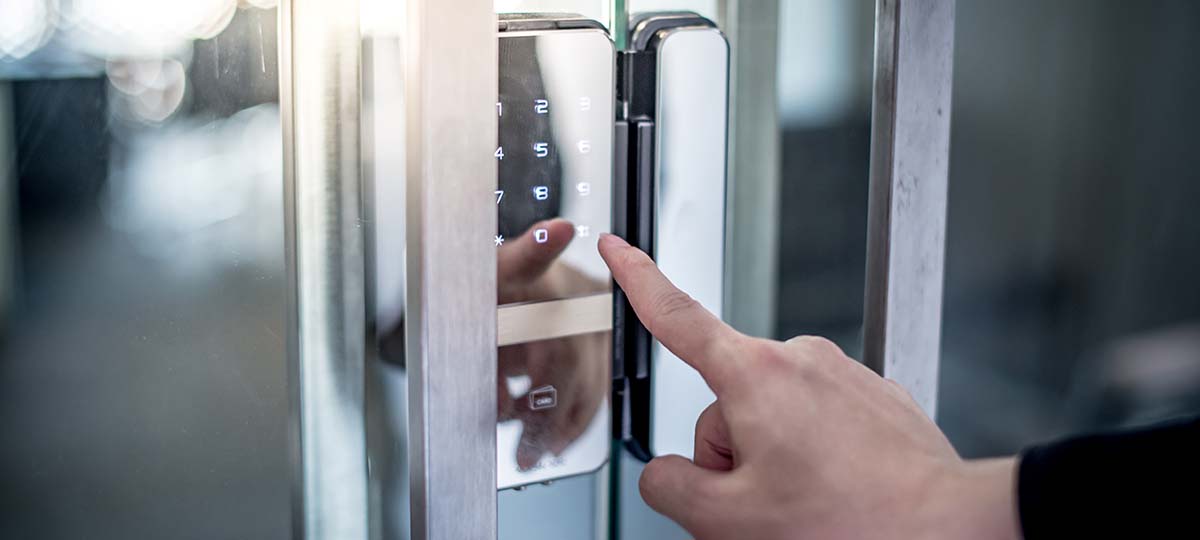 FSS_Blog_SmartLocks_Hero