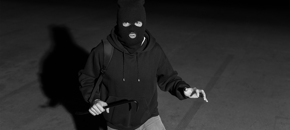 inside-the-mind-of-a-burglar_hero